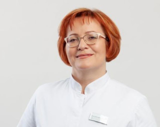Anita Kek Ljubec, Dr. Med.