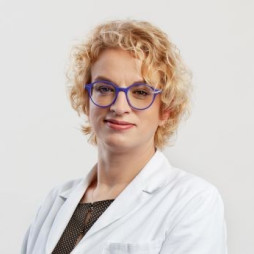 Petra Šket, Dr. Med.