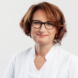 Nataša Jernejšek Kopinič, MD